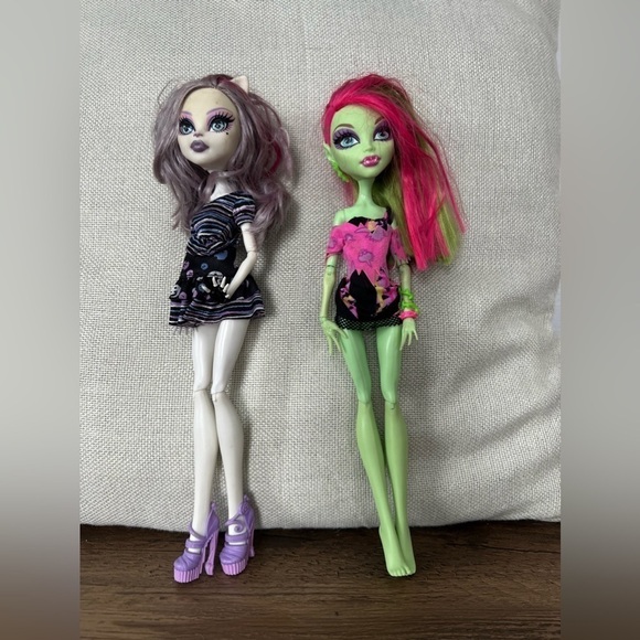 Monster High original 2011 Mattel dolls set of 2 Venus flytrap and Catrine Demew - Picture 1 of 11